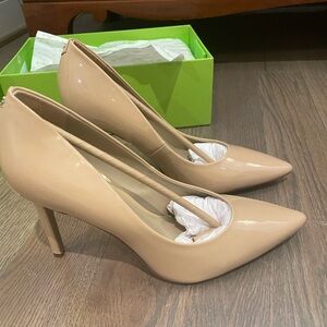 Sam Edelman women’s size 9 beige blush patent Hazel heels, brand new